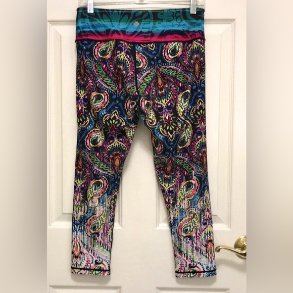 Nanette Lepore Paisley Leggings - Picture 6 of 16